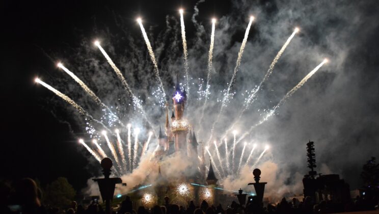 Los 5 espectáculos de Disneyland Paris que no te puedes perder